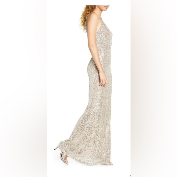 Lulu’s Moonlight Sequin Trumpet Gown - Picture 2 of 4